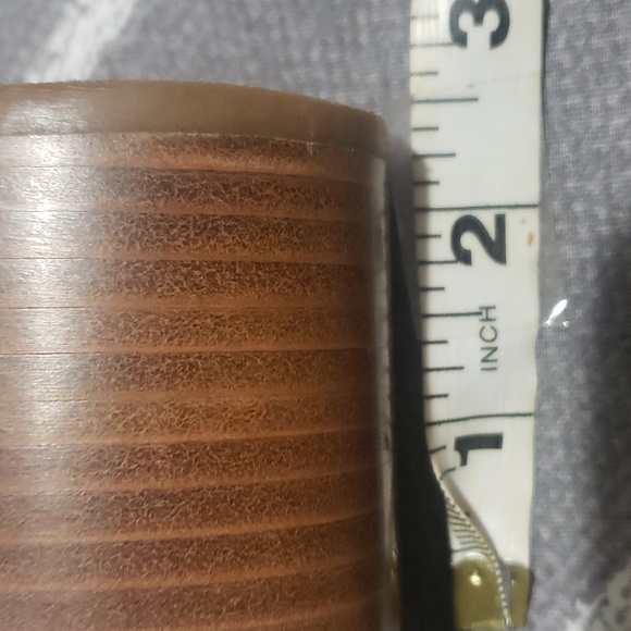 ELEGANT CREAM STRAPPY SANDALS LEATHER UPPERS - Picture 12 of 12